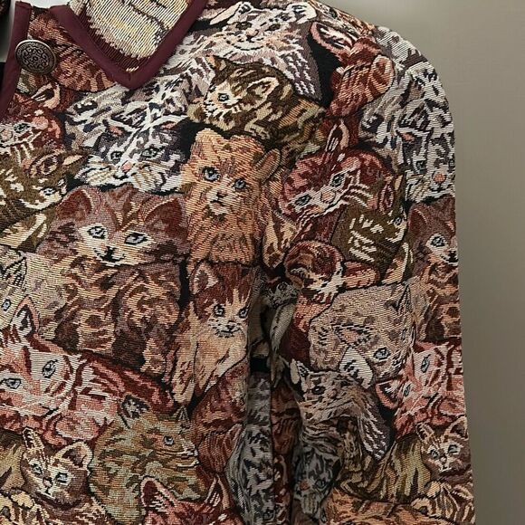 1990’s Cat Tapestry Collared Overcoat with Large Pockets and Metal   Buttons Bla - Picture 5 of 11